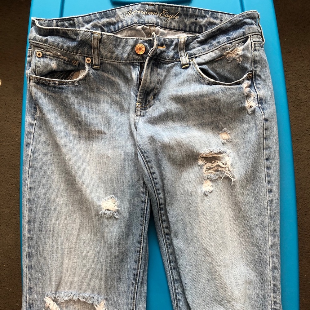 AE JEANS FAVORITE BOYFRIEND 10R